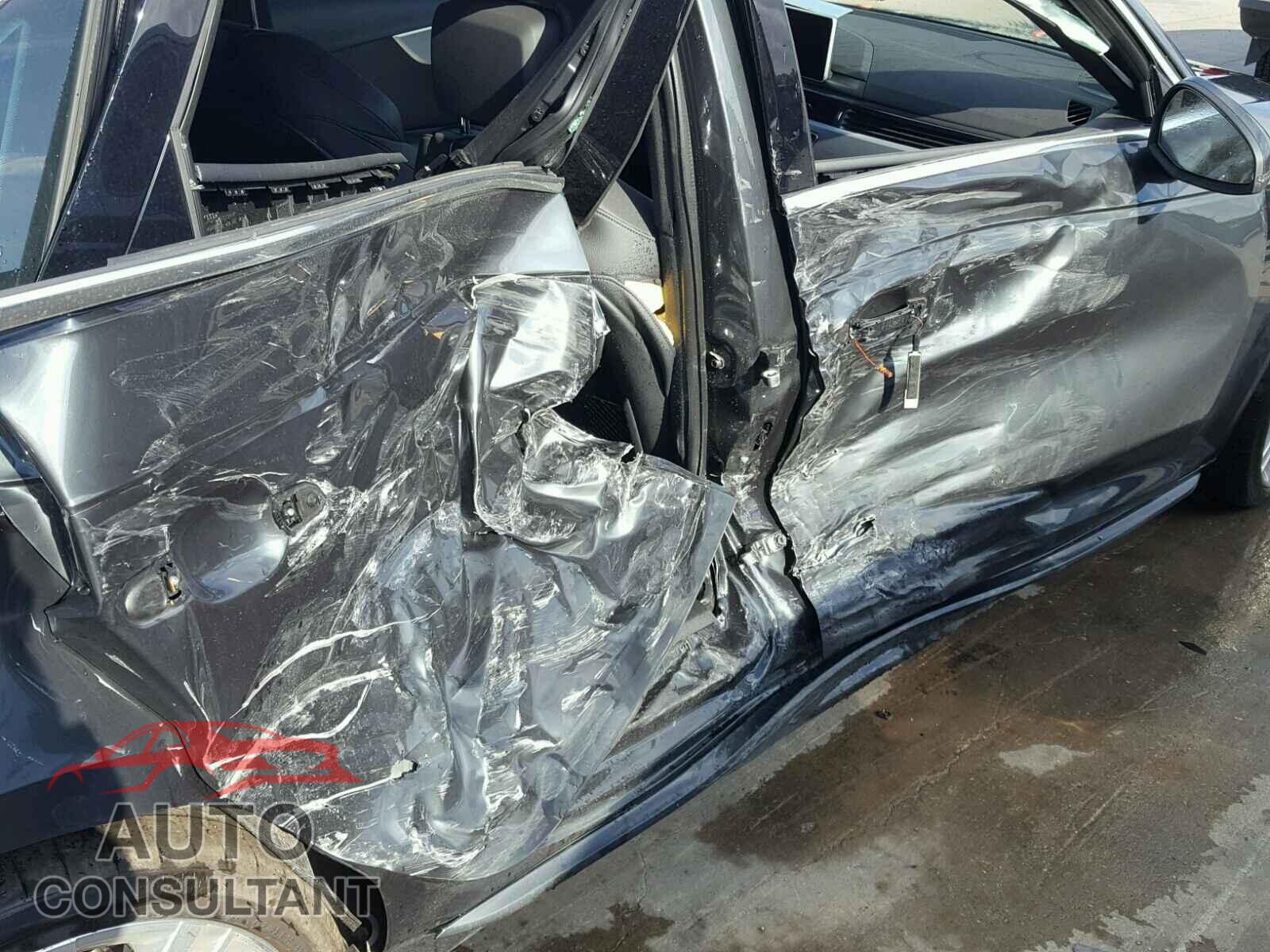 AUDI A4 2018 - WAULMAF45JA097237