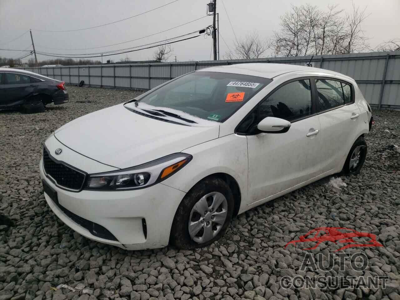 KIA FORTE 2018 - KNAFK5A85J5774106