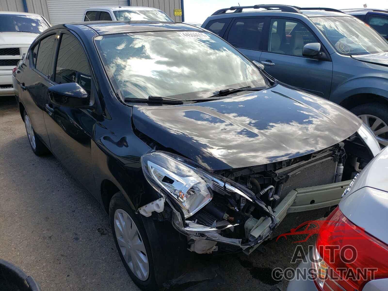 NISSAN VERSA 2019 - 3N1CN7AP3KL822013