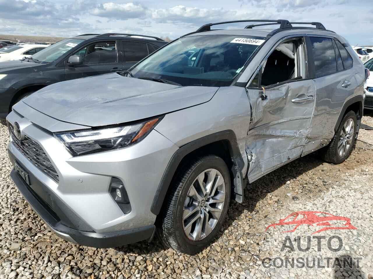 TOYOTA RAV4 2022 - 2T3N1RFV7NW257430