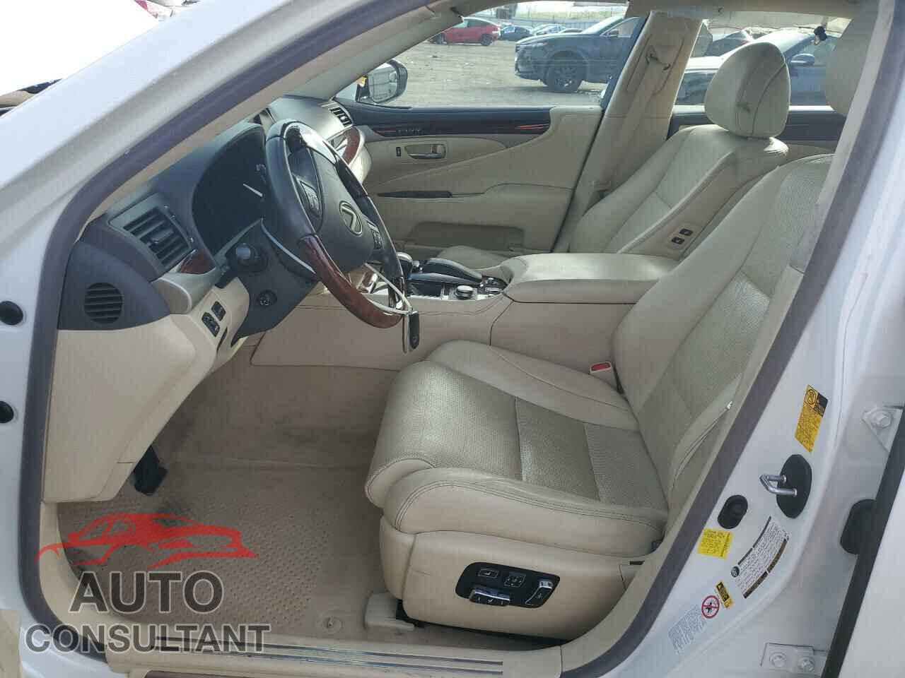 LEXUS LS460 2013 - JTHBL5EF1D5122111