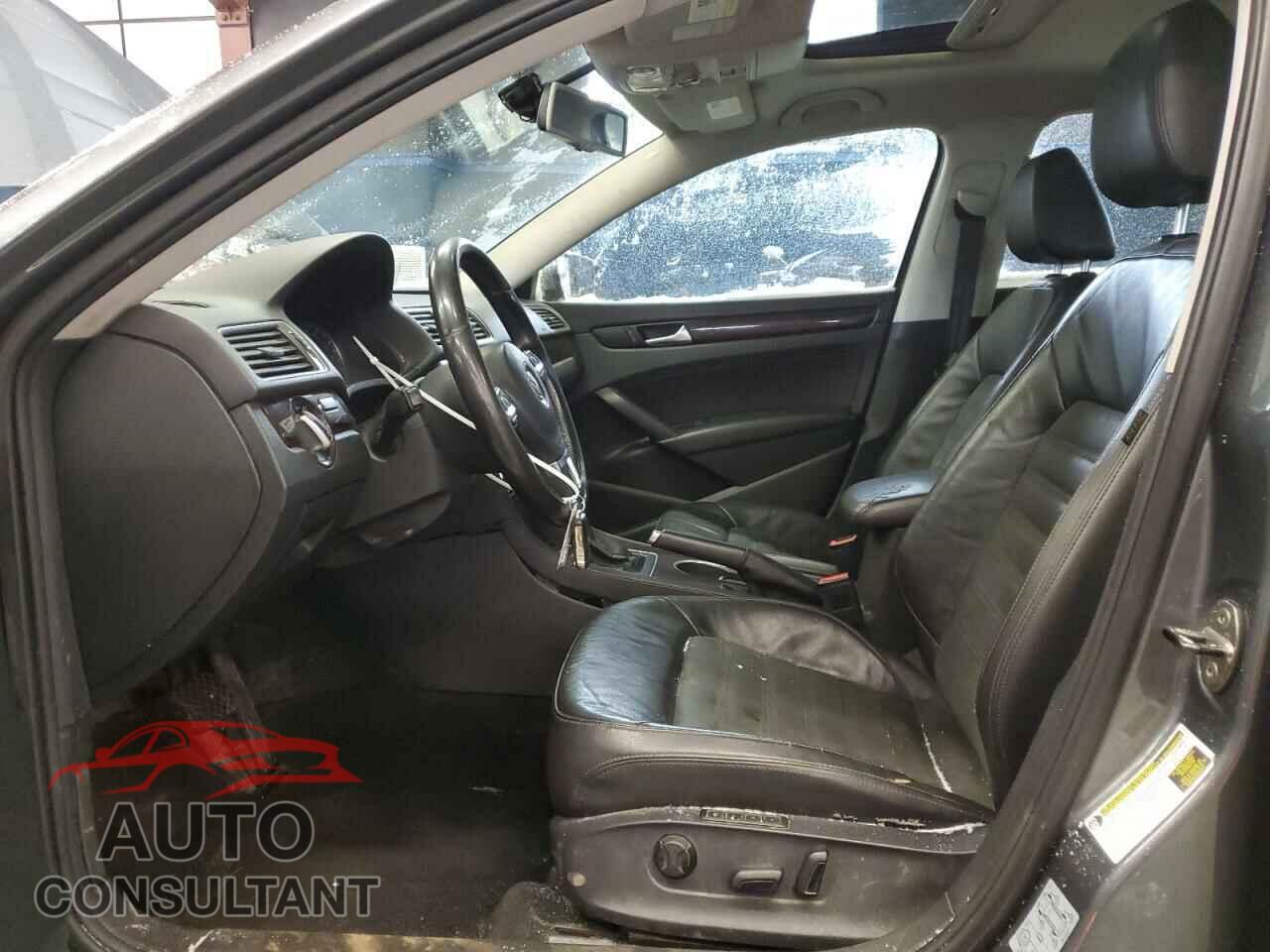 VOLKSWAGEN PASSAT 2014 - 1VWCN7A37EC068122