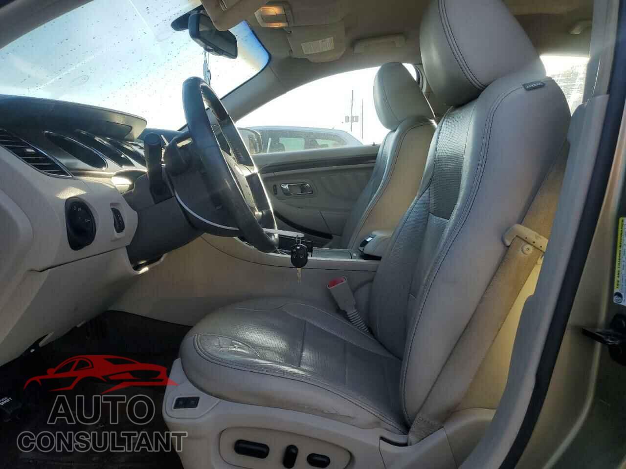 FORD TAURUS 2012 - 1FAHP2FW3CG110354