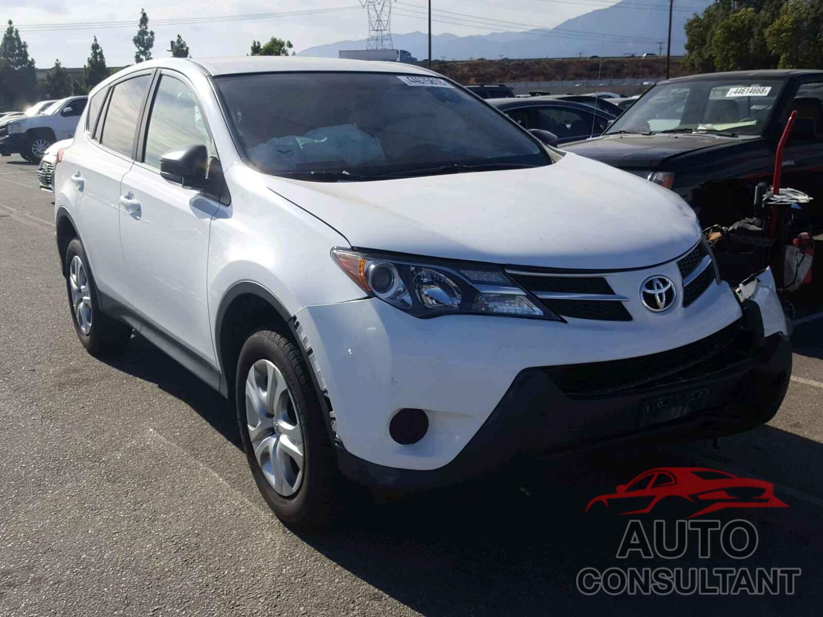 TOYOTA RAV4 LE 2015 - 2T3ZFREV8FW172845