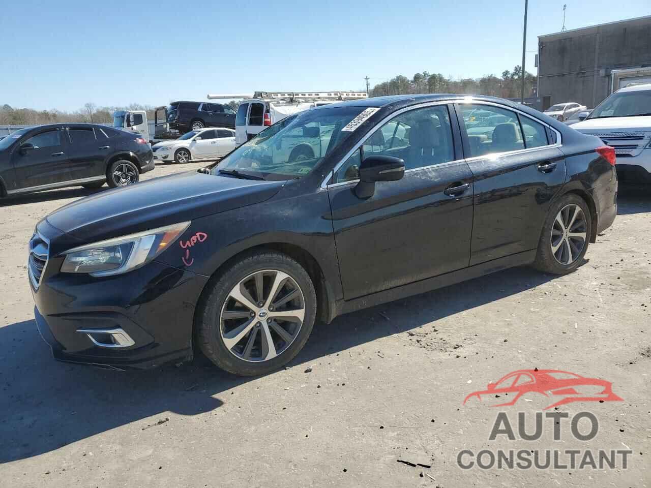 SUBARU LEGACY 2018 - 4S3BNAN66J3018290