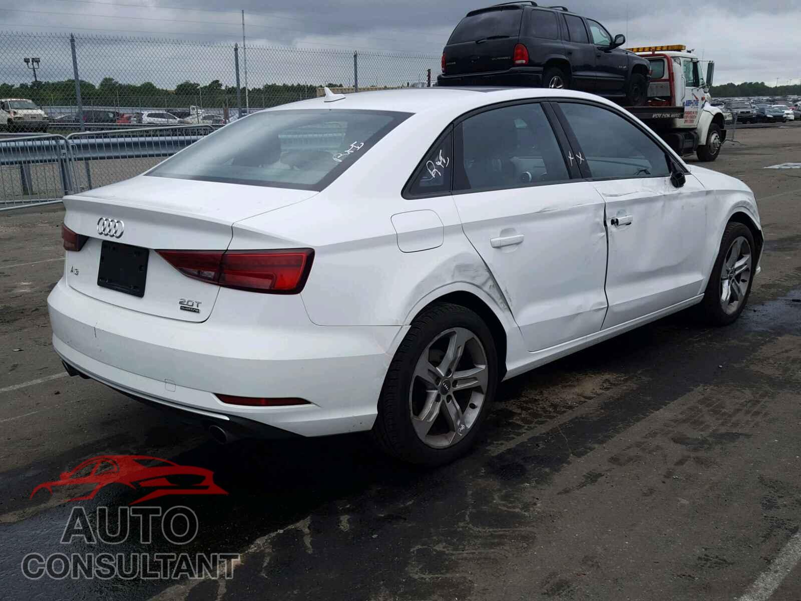 AUDI A3 2017 - WAUB8GFF9H1068449