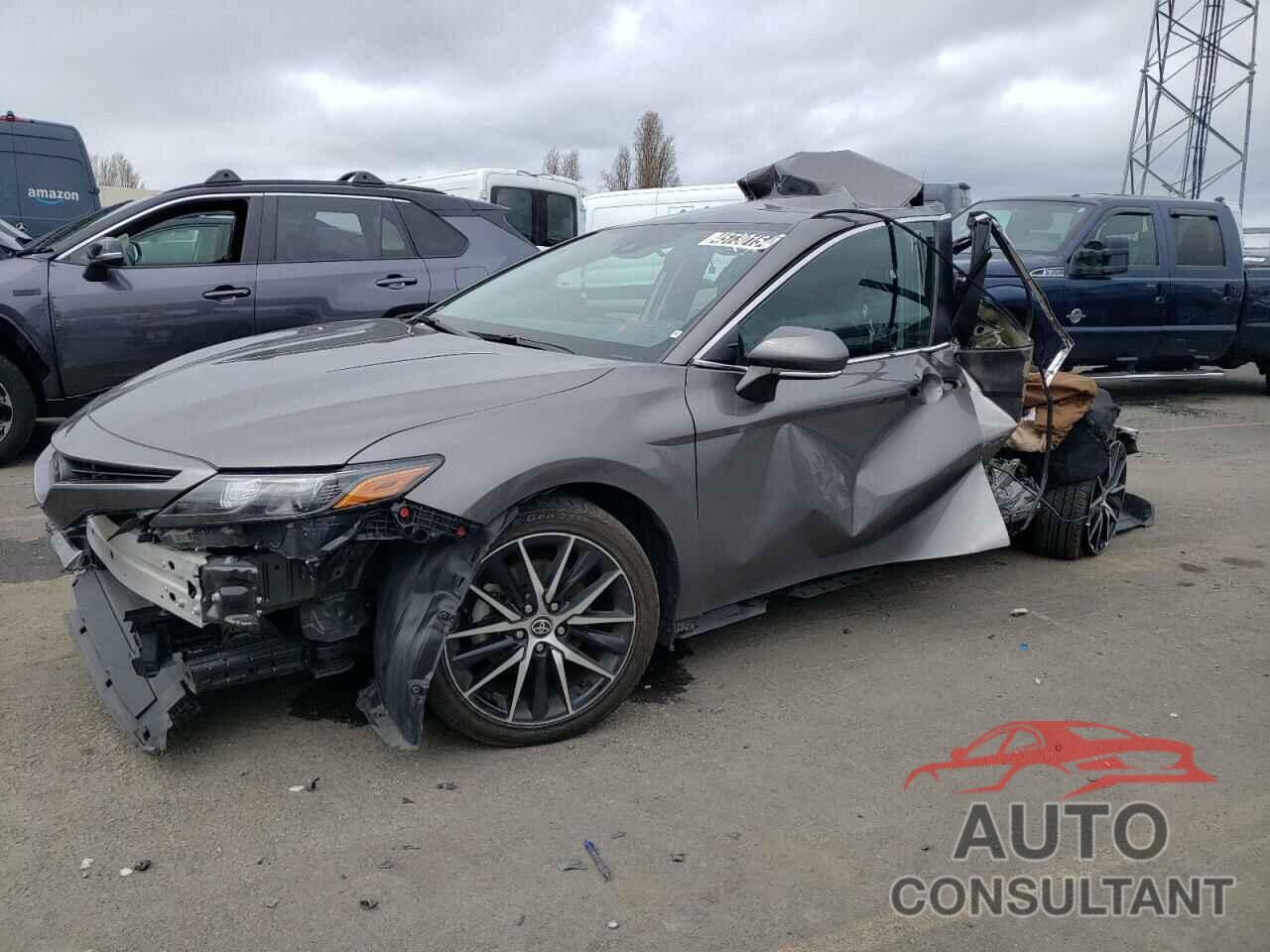 TOYOTA CAMRY 2022 - 4T1G11AK4NU681180