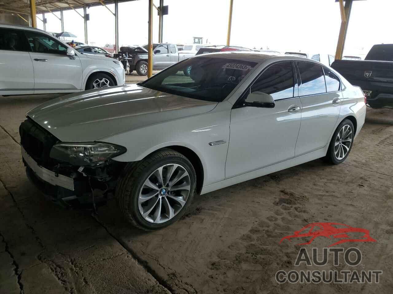 BMW 5 SERIES 2015 - WBA5A5C59FD514404