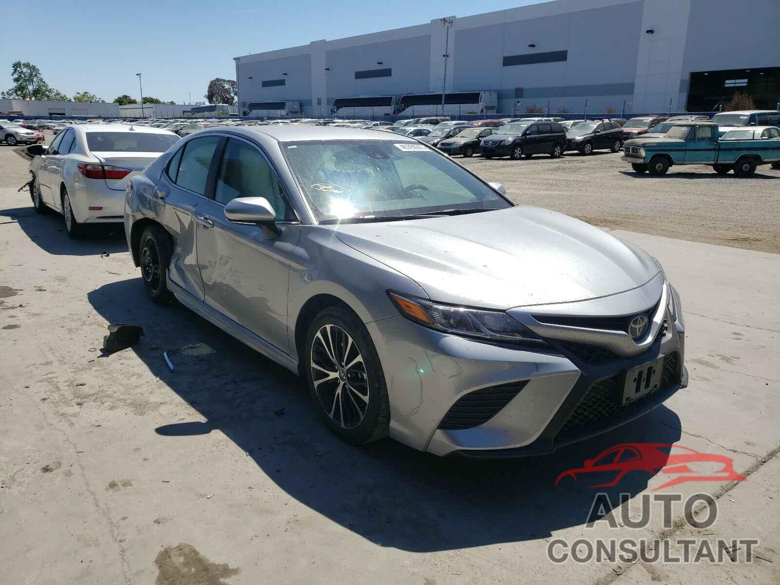 TOYOTA CAMRY 2020 - 4T1M11AKXLU913149