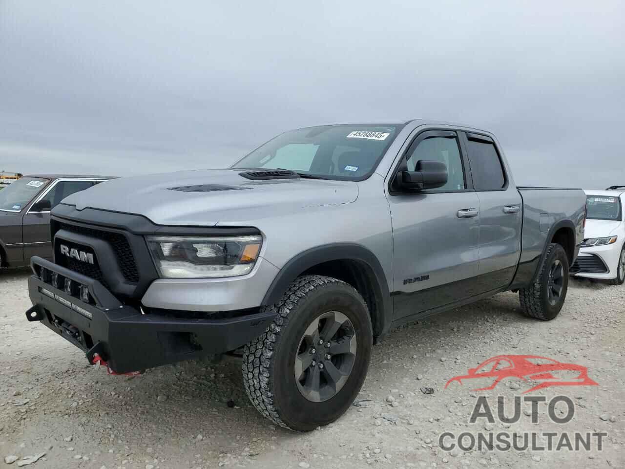 RAM 1500 2019 - 1C6SRFET0KN841074