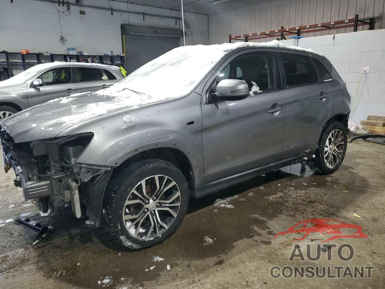 MITSUBISHI OUTLANDER 2018 - JA4AR3AW9JU001165