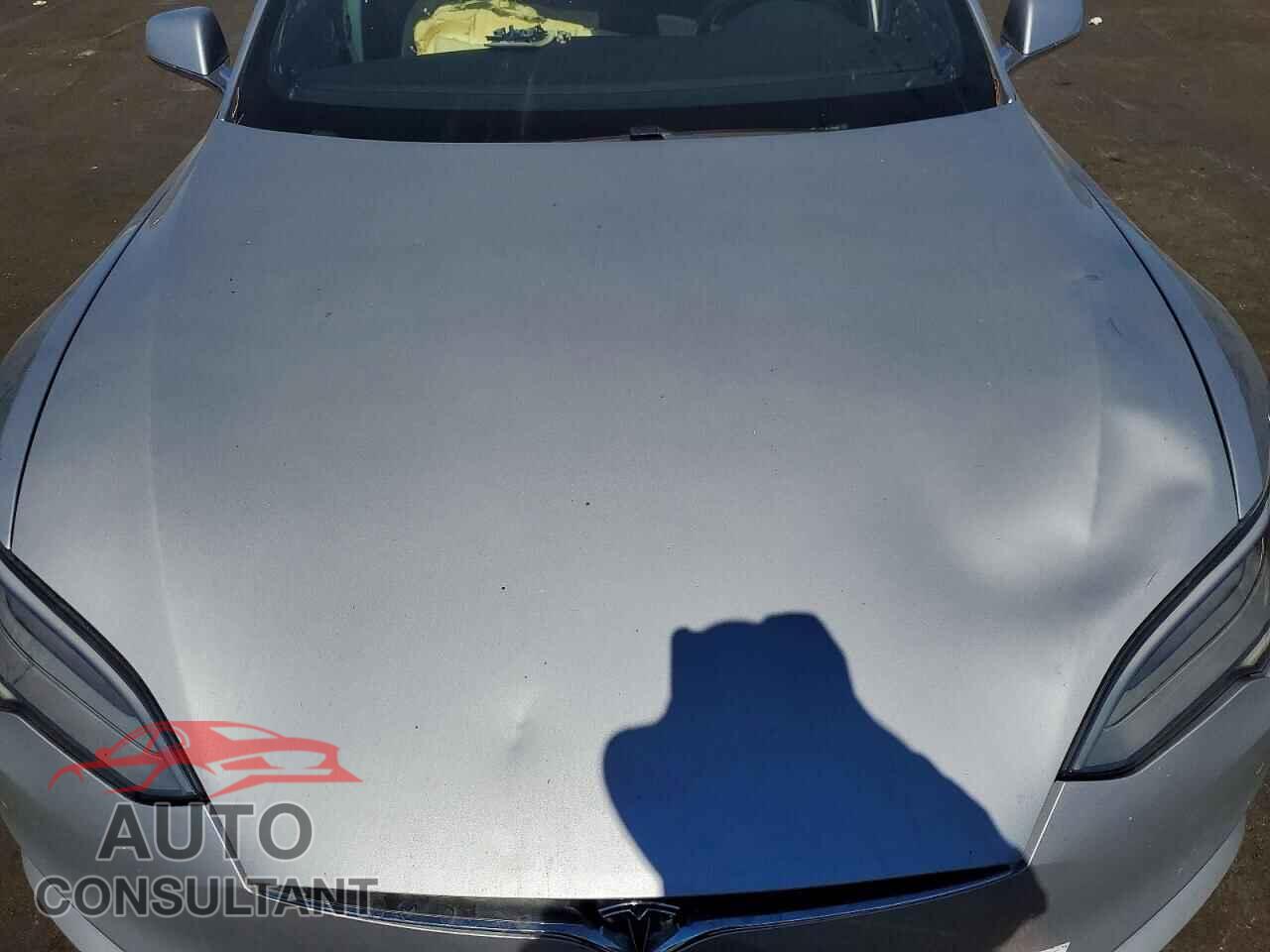 TESLA MODEL S 2018 - 5YJSA1E27JF281335