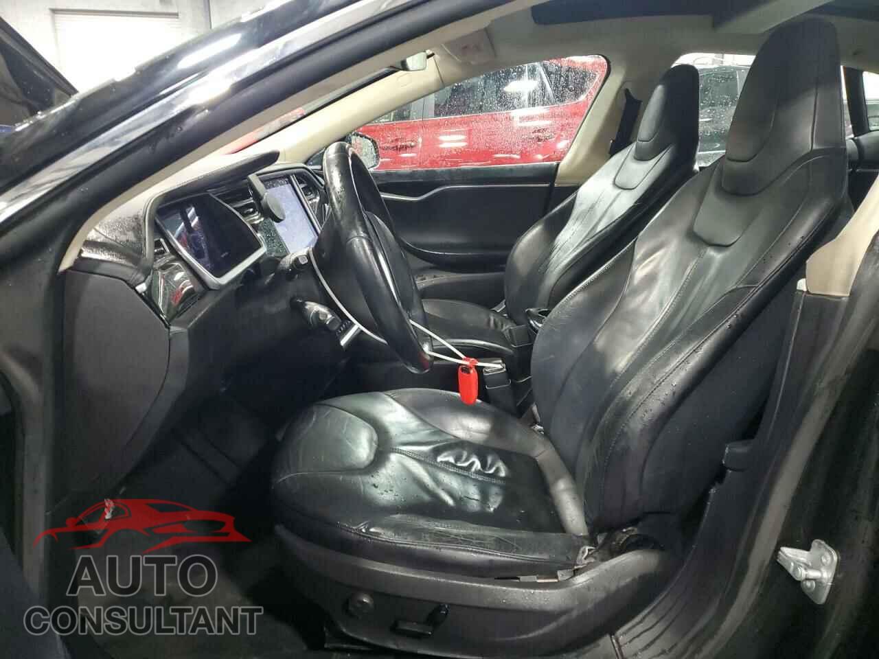 TESLA MODEL S 2013 - 5YJSA1CG6DFP03677