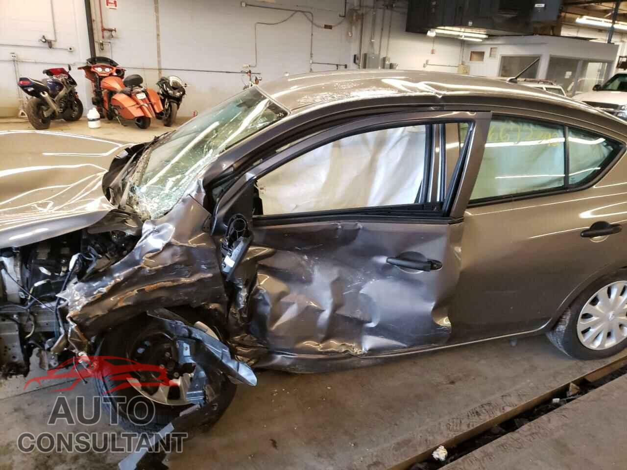 NISSAN VERSA 2017 - 3N1CN7AP3HL861449