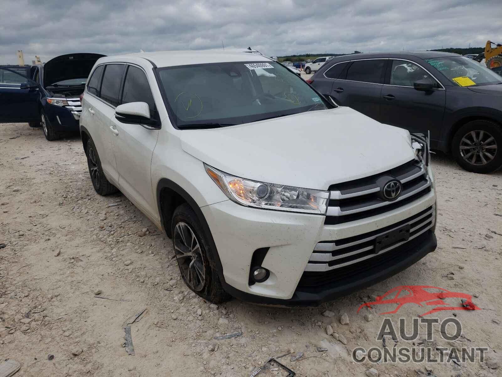 TOYOTA HIGHLANDER 2018 - 5TDZZRFH4JS275139
