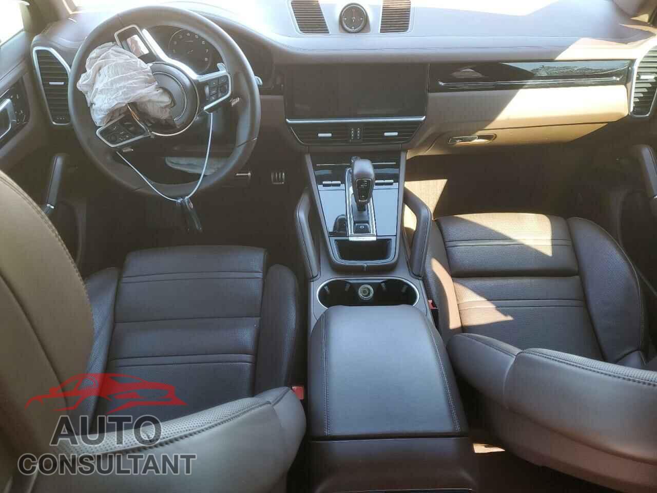 PORSCHE CAYENNE 2020 - WP1AB2AY3LDA28627