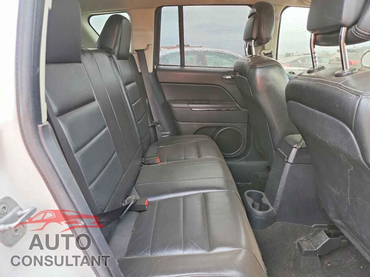 JEEP COMPASS 2011 - 1J4NF5FB6BD275839