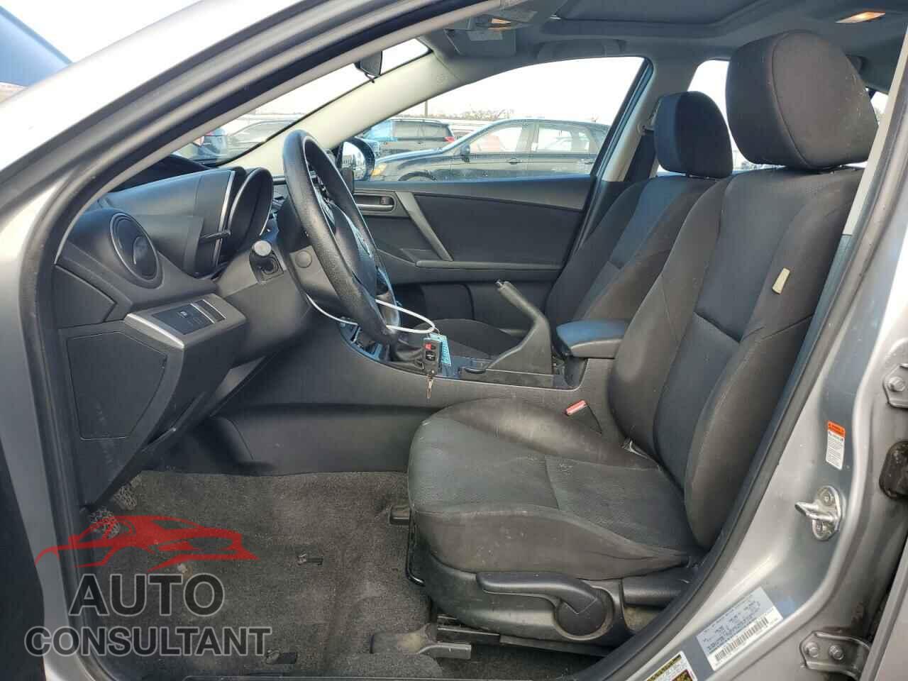 MAZDA 3 2011 - JM1BL1VF1B1470957