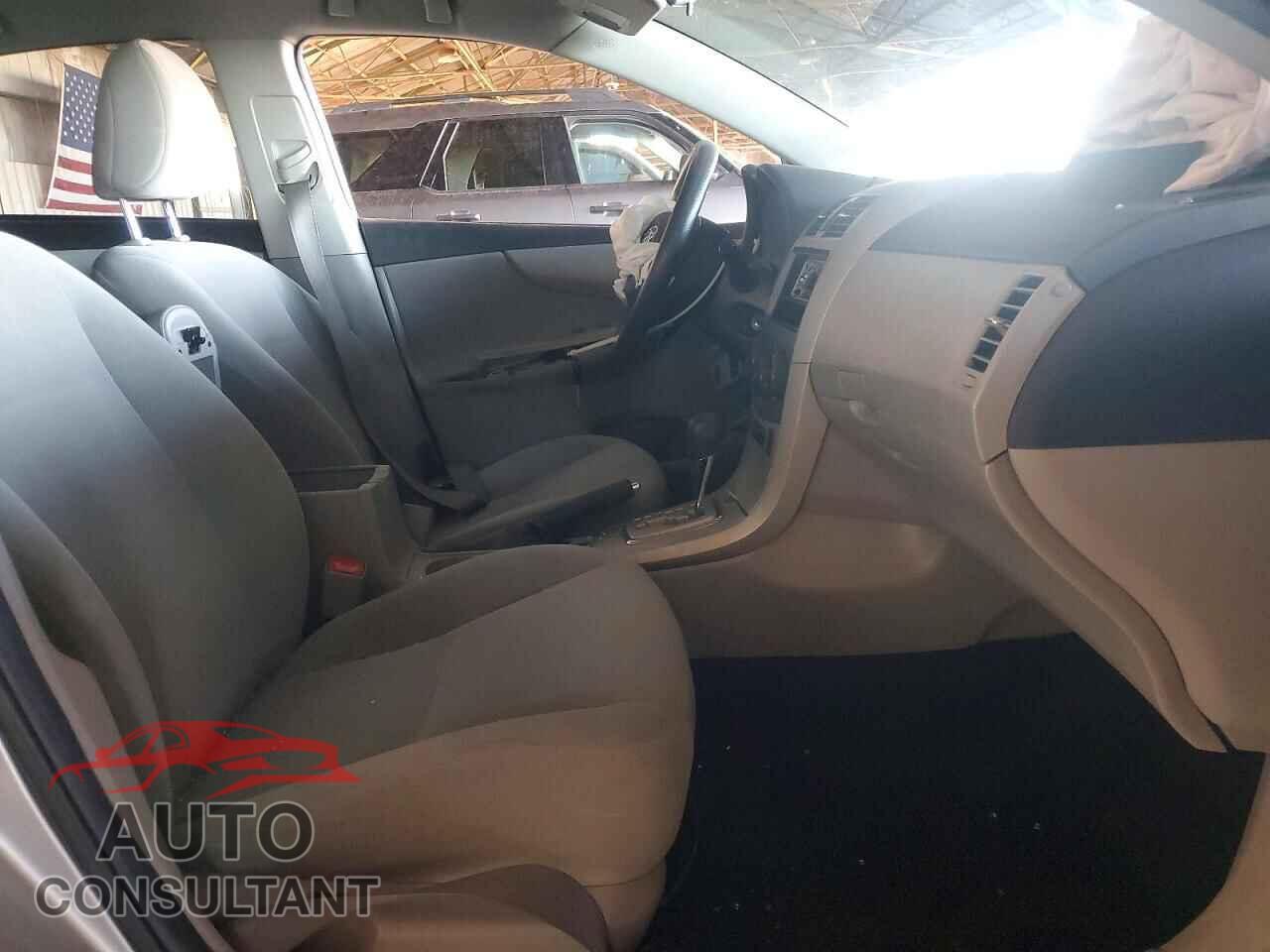 TOYOTA COROLLA 2011 - 2T1BU4EE8BC537751