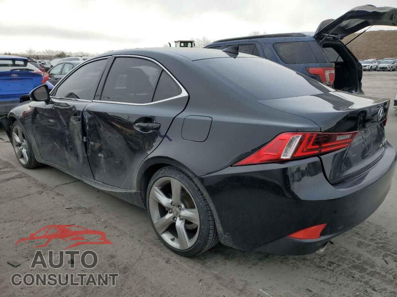LEXUS IS 2014 - JTHCE1D26E5000531