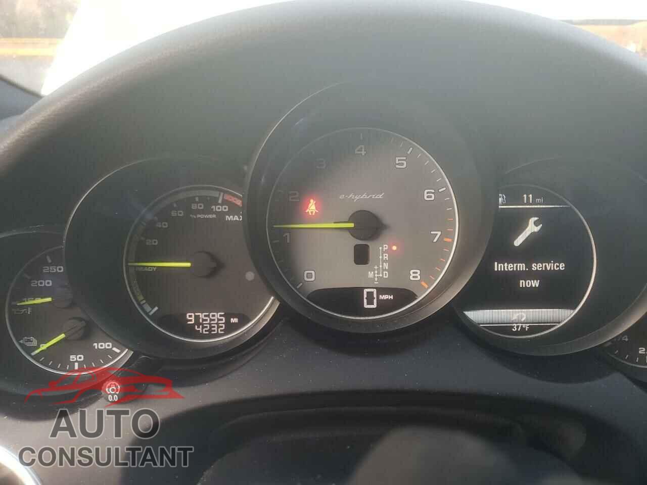 PORSCHE CAYENNE 2017 - WP1AE2A21HLA69743
