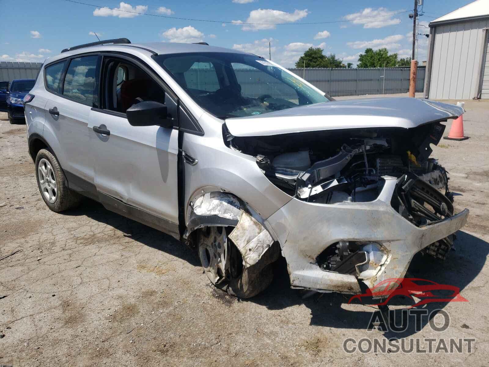 FORD ESCAPE 2018 - 1FMCU0F7XJUB81538