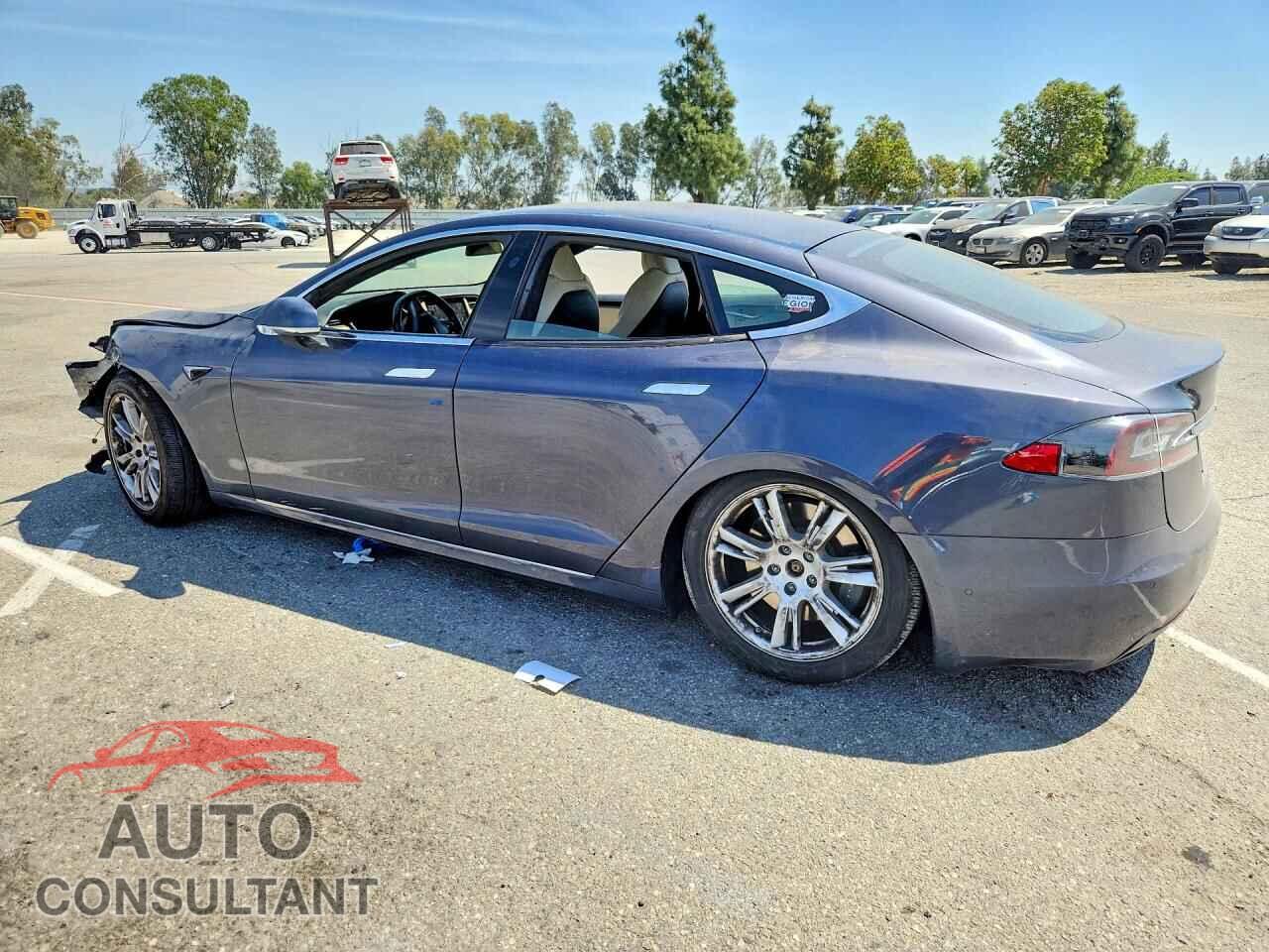 TESLA MODEL S 2020 - 5YJSA1E23LF413896