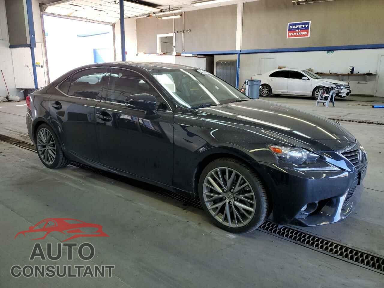 LEXUS IS 2016 - JTHBA1D28G5003991