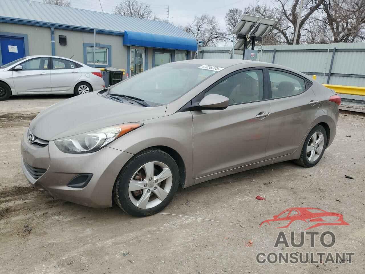 HYUNDAI ELANTRA 2013 - 5NPDH4AE2DH380852