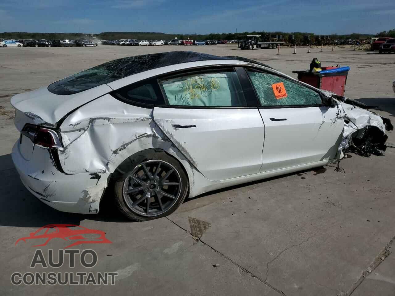 TESLA MODEL 3 2023 - 5YJ3E1EA4PF447626