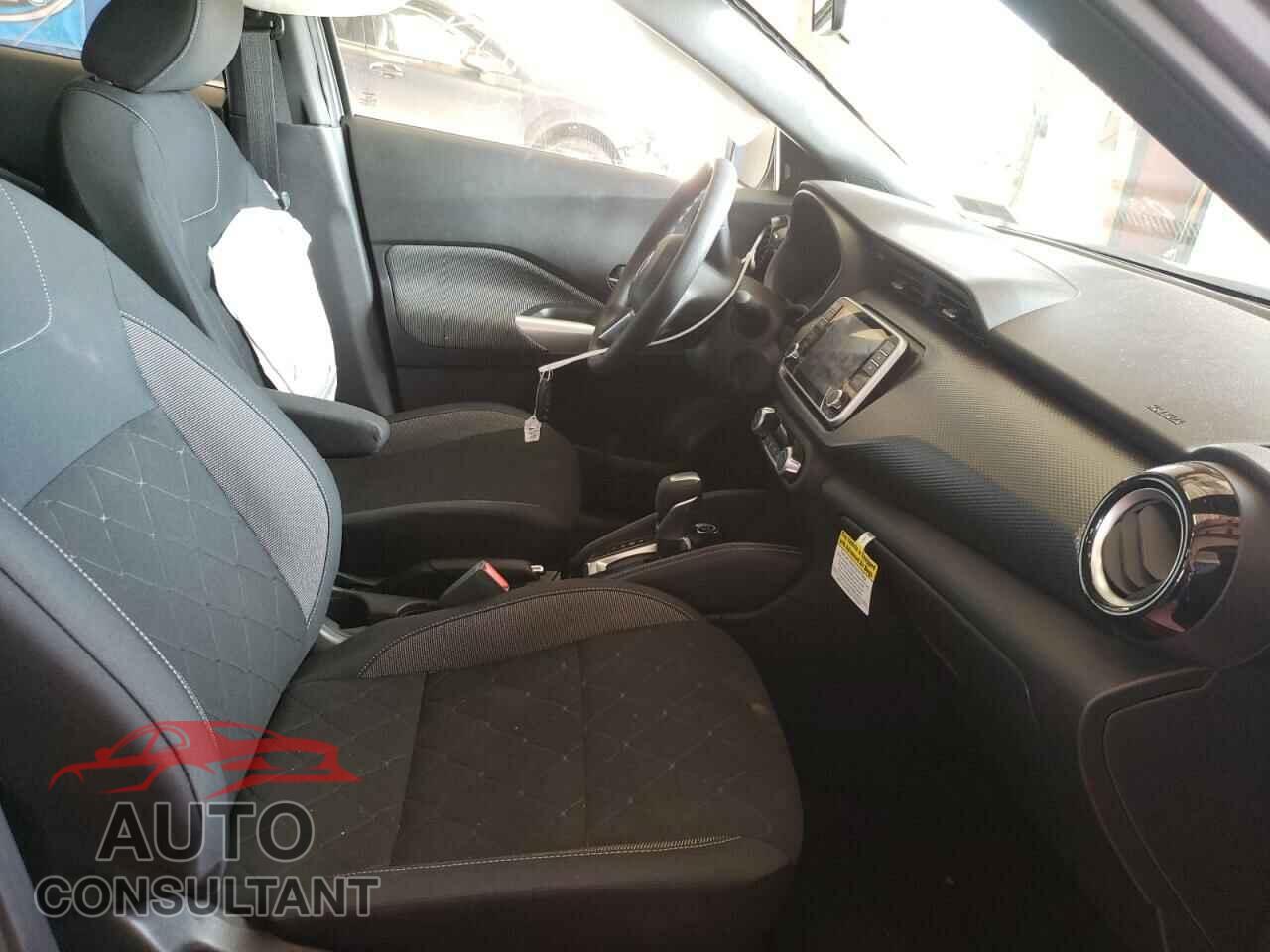NISSAN KICKS 2019 - 3N1CP5CU3KL497235