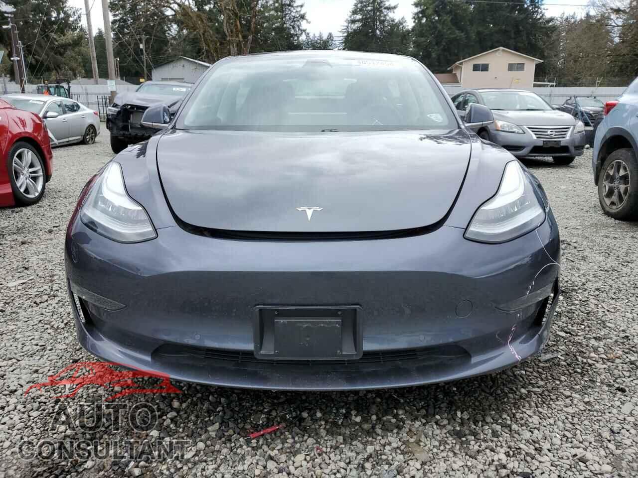 TESLA MODEL 3 2018 - 5YJ3E1EA1JF101718