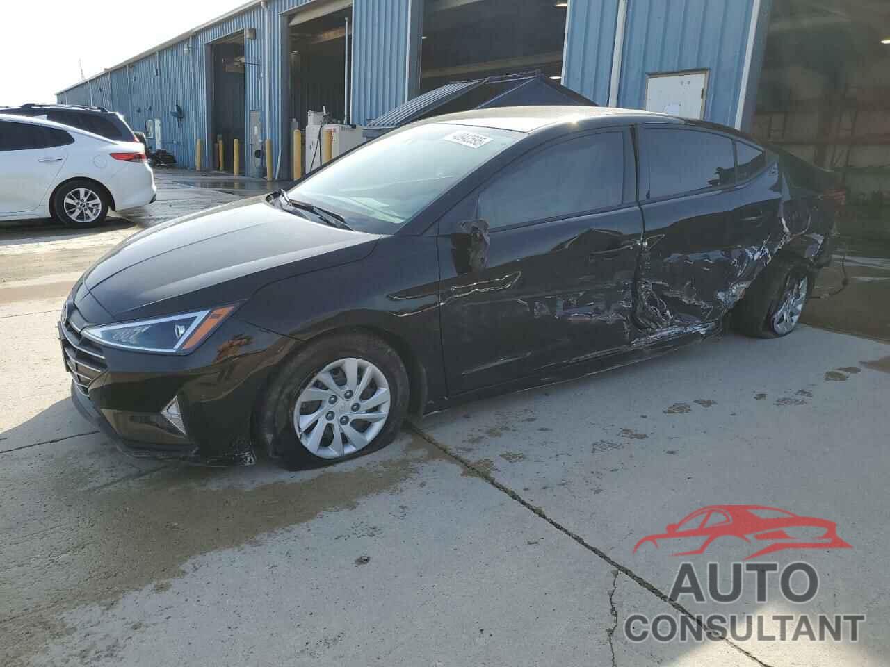HYUNDAI ELANTRA 2020 - 5NPD74LF0LH551136