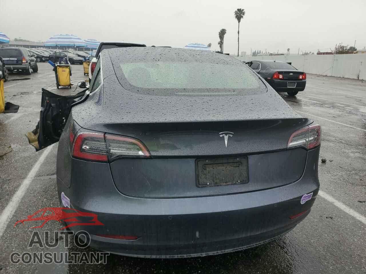 TESLA MODEL 3 2019 - 5YJ3E1EA9KF426876