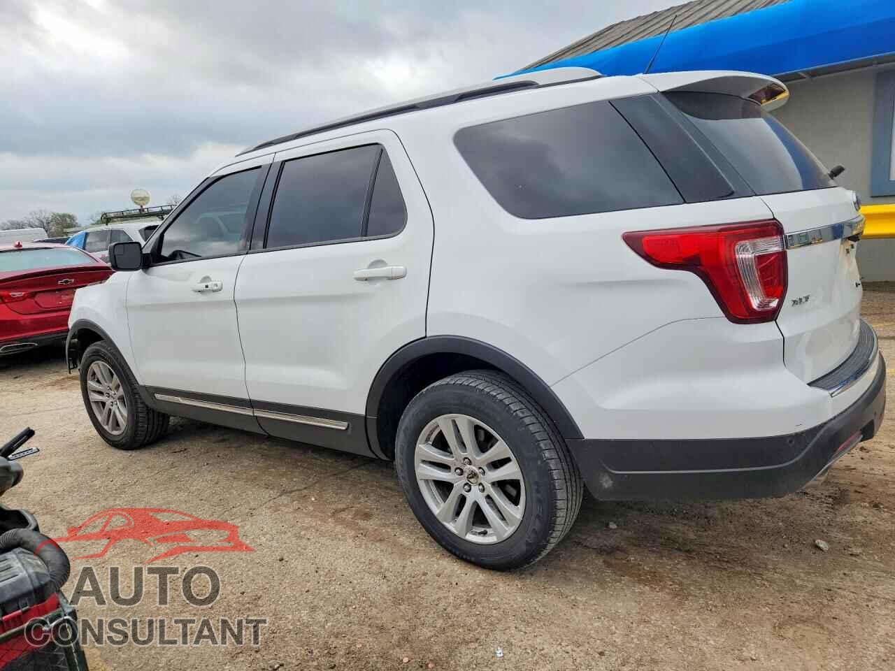 FORD EXPLORER 2018 - 1FM5K8D81JGB37385
