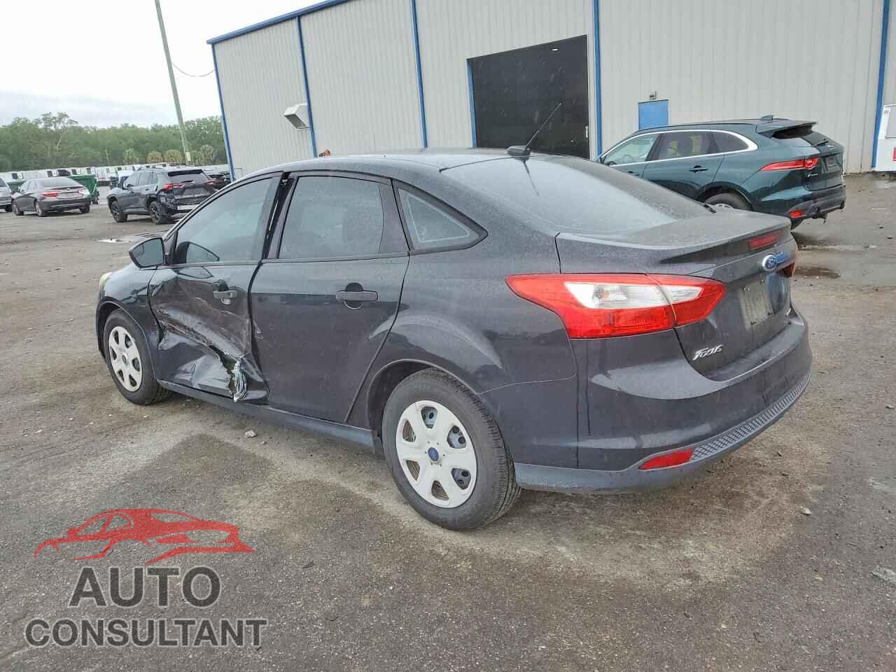 FORD FOCUS 2013 - 1FADP3E26DL312052