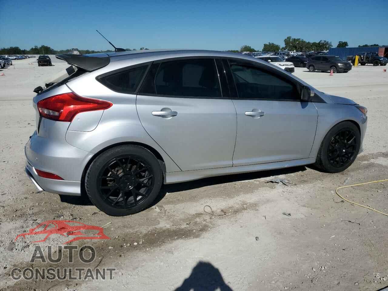 FORD FOCUS 2016 - 1FADP3K25GL287606