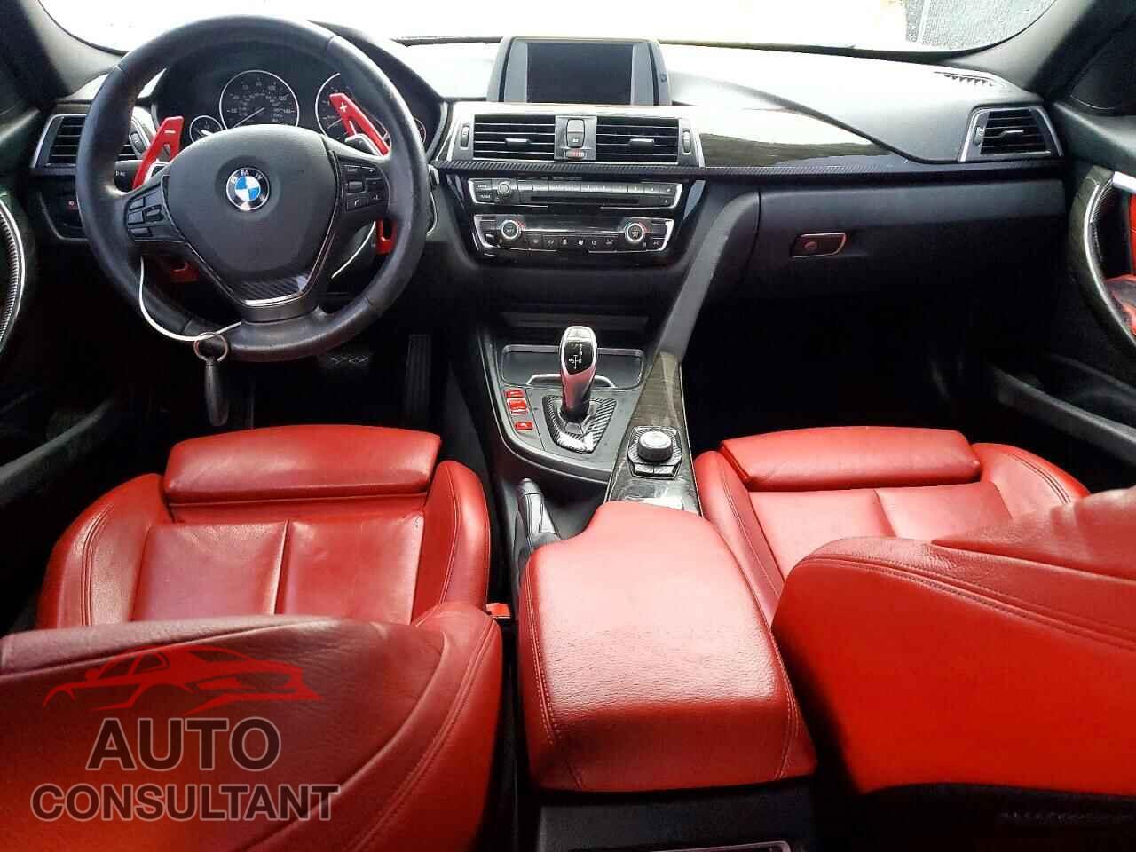 BMW 3 SERIES 2016 - WBA8E9G59GNU28573