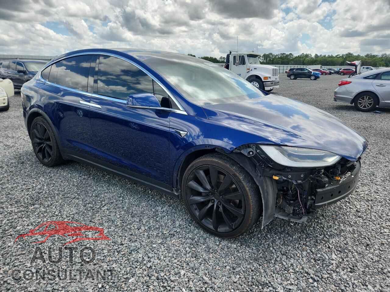 TESLA MODEL X 2018 - 5YJXCBE20JF109461