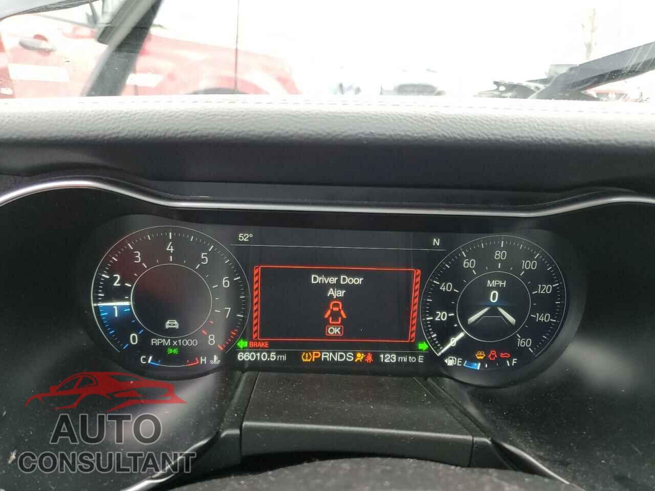 FORD MUSTANG 2018 - 1FA6P8CF8J5153806