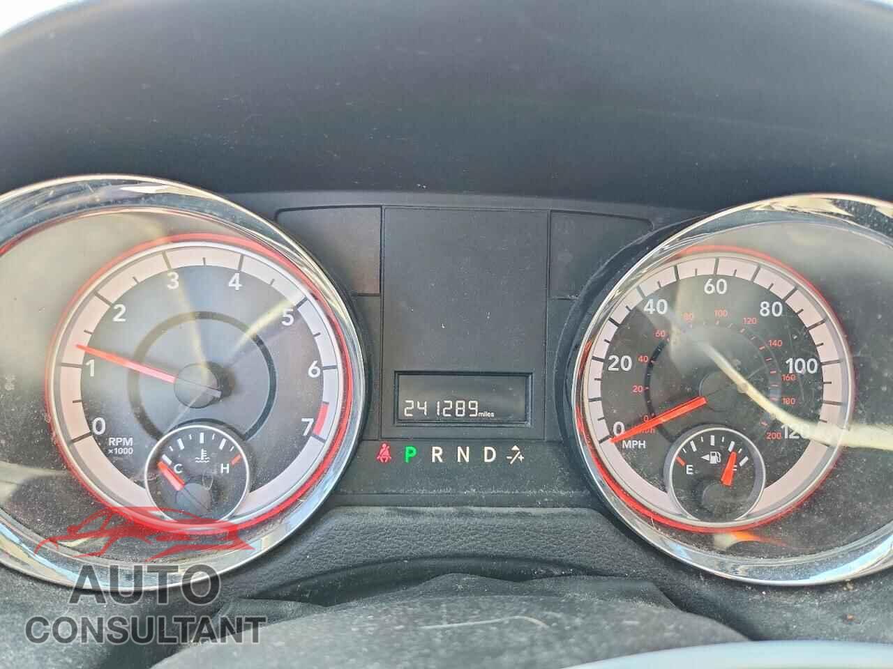 DODGE CARAVAN 2013 - 2C4RDGCG9DR611119