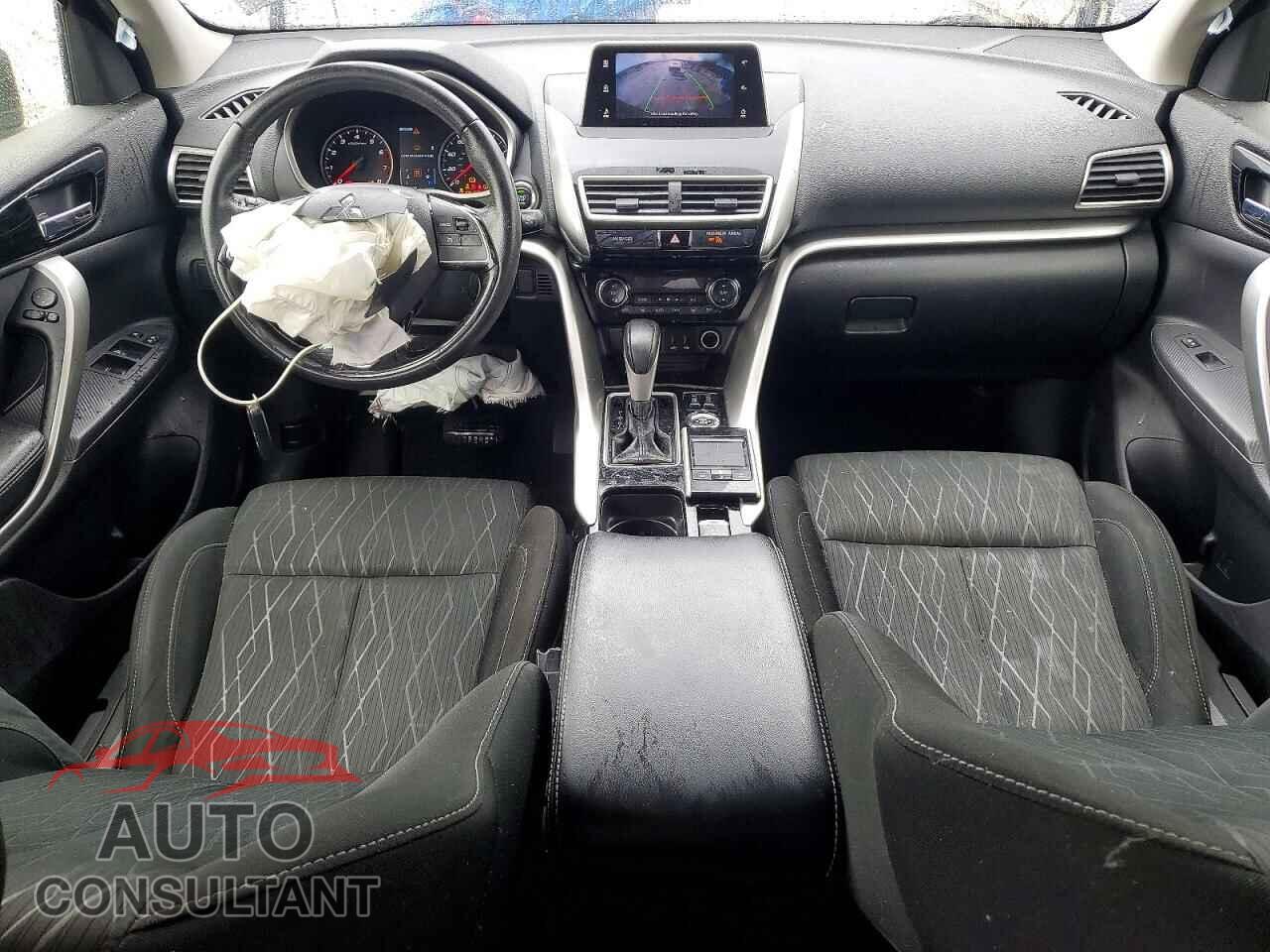 MITSUBISHI ECLIPSE 2018 - JA4AT5AA9JZ045574
