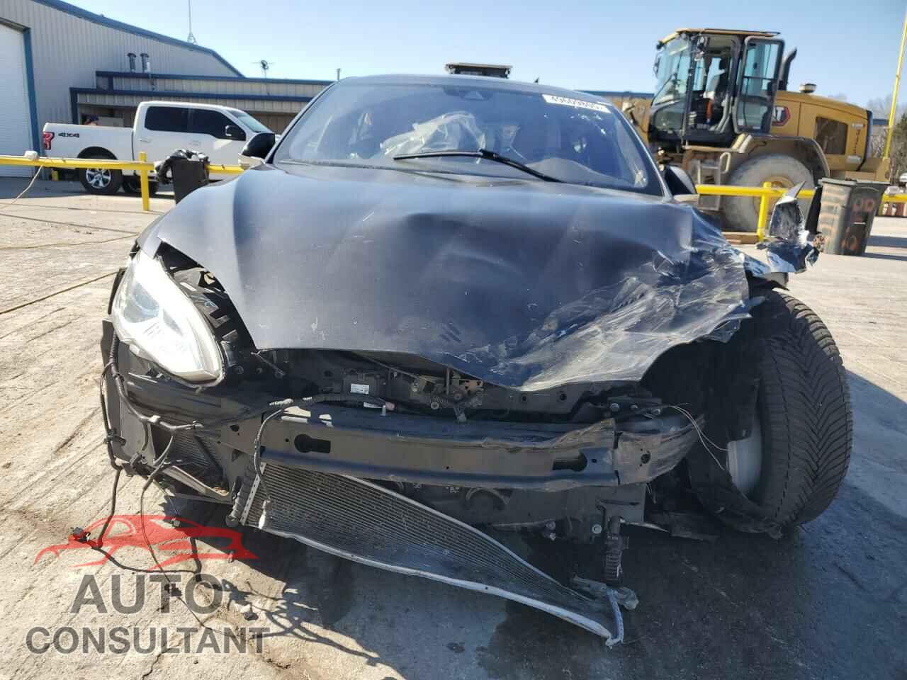TESLA MODEL S 2015 - 5YJSA1E29FF119035