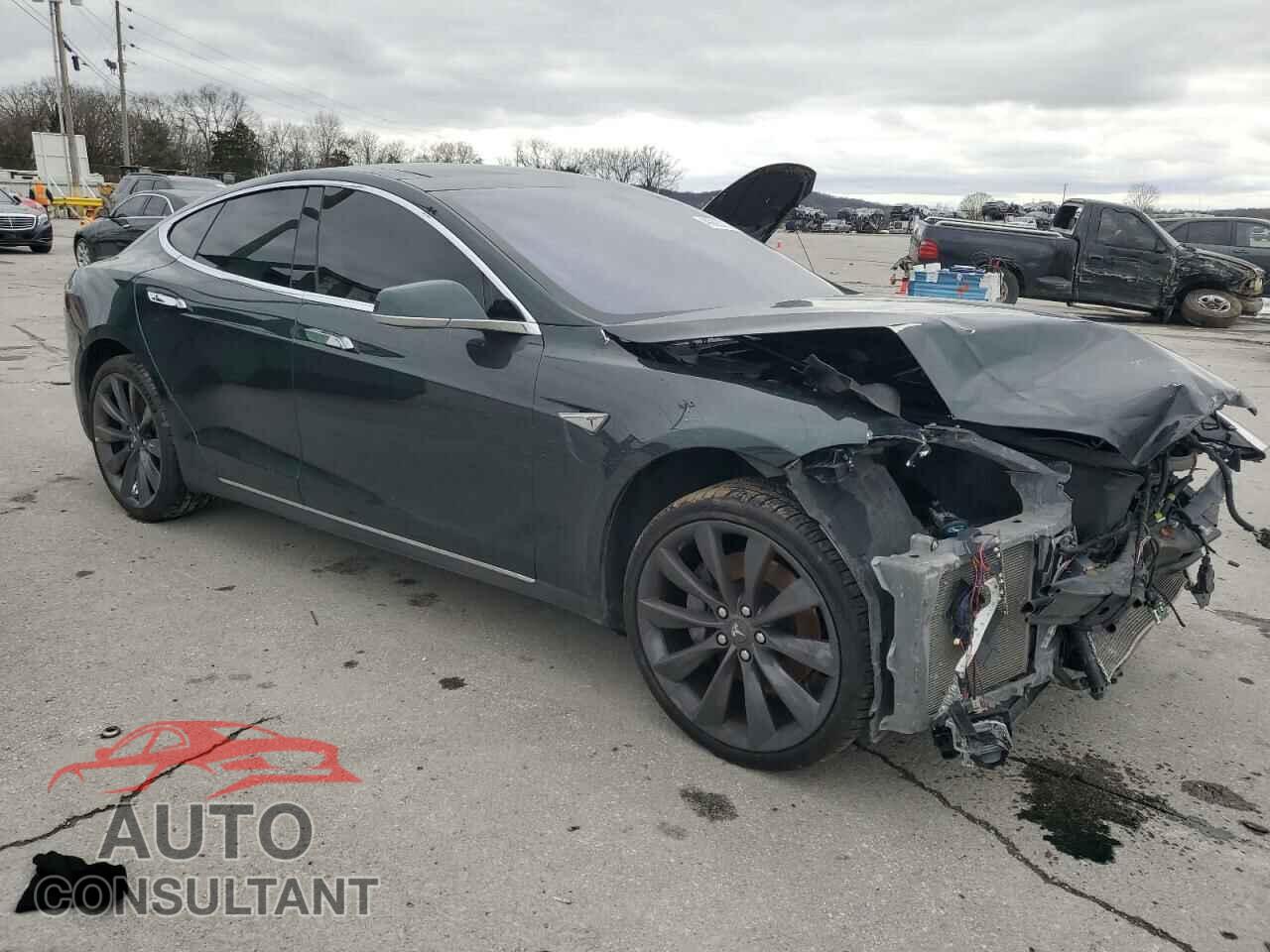 TESLA MODEL S 2013 - 5YJSA1DP5DFP24180