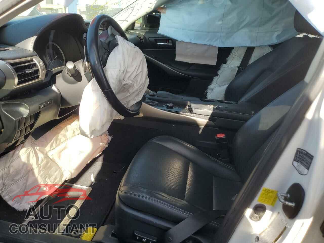 LEXUS IS 2014 - JTHBF1D21E5012000