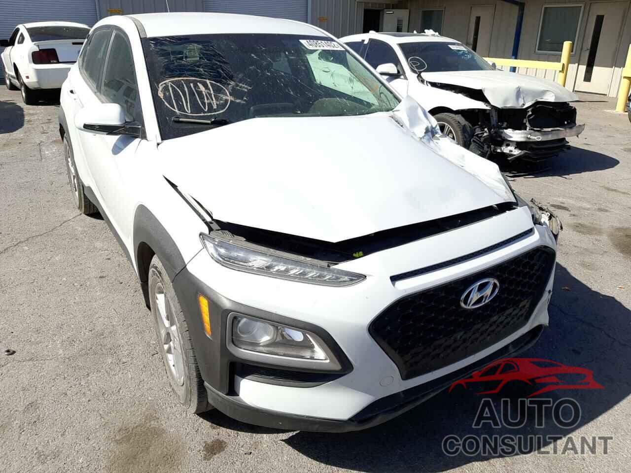 HYUNDAI KONA 2018 - KM8K12AA2JU155339