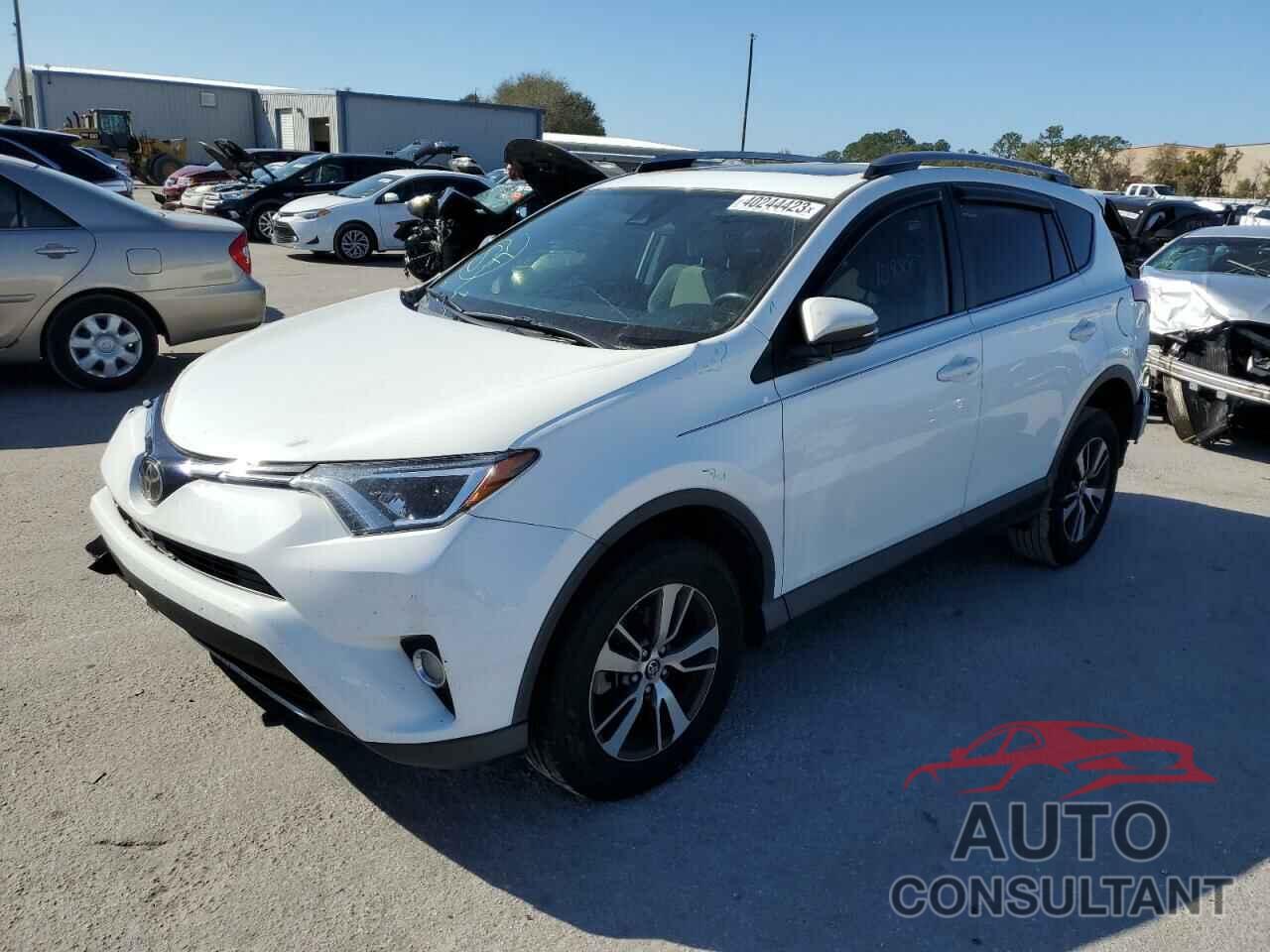 TOYOTA RAV4 2017 - JTMWFREV9HJ102680
