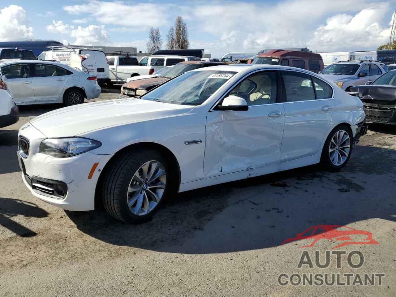 BMW 5 SERIES 2016 - WBA5A5C52GG350400