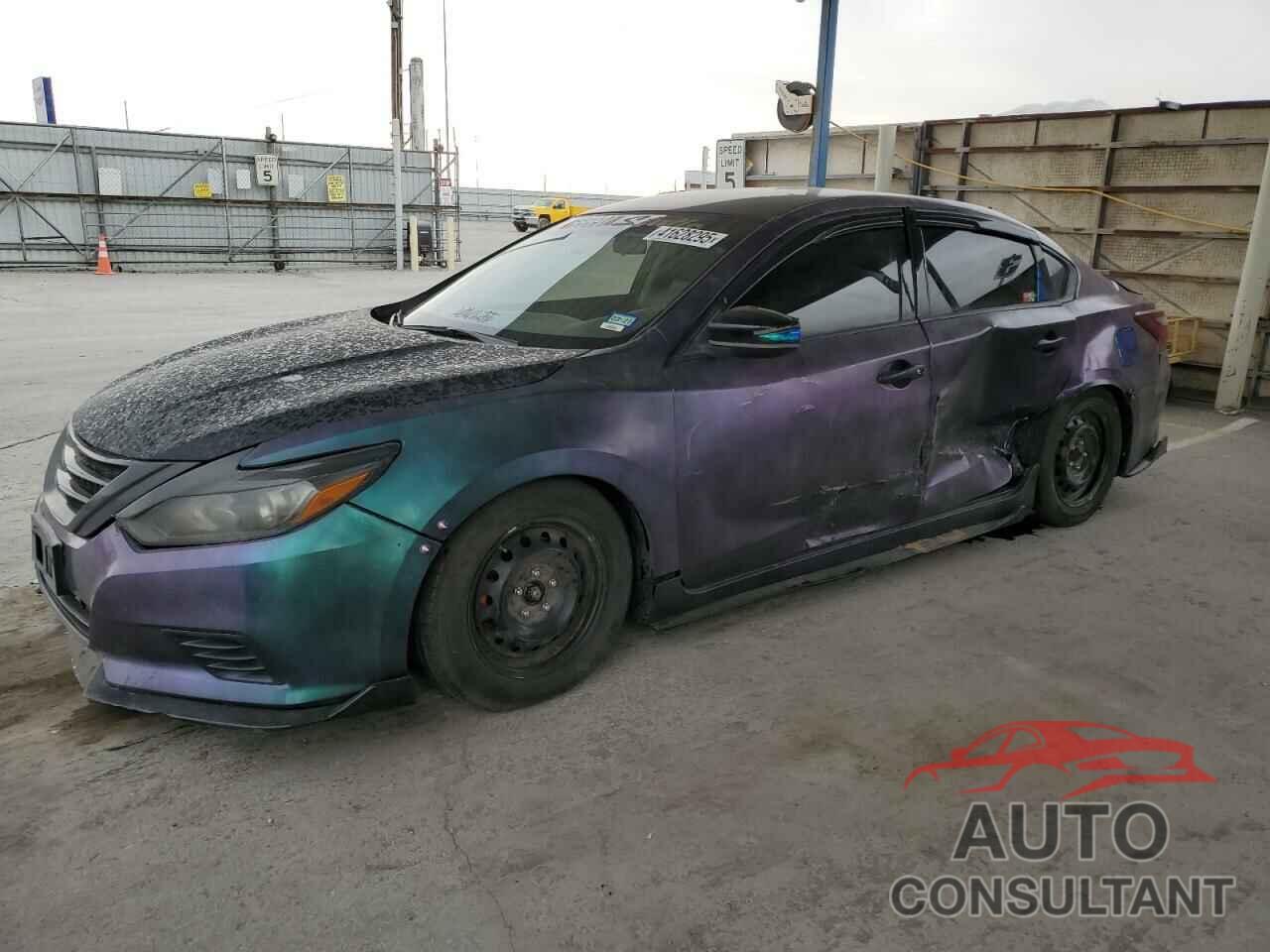 NISSAN ALTIMA 2017 - 1N4AL3AP4HC156194