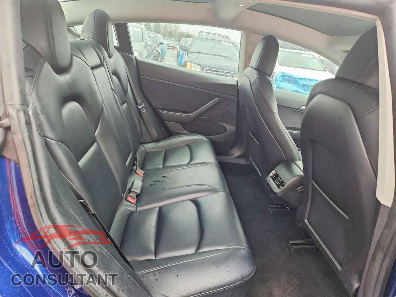 TESLA MODEL 3 2022 - 5YJ3E1EA4NF369846